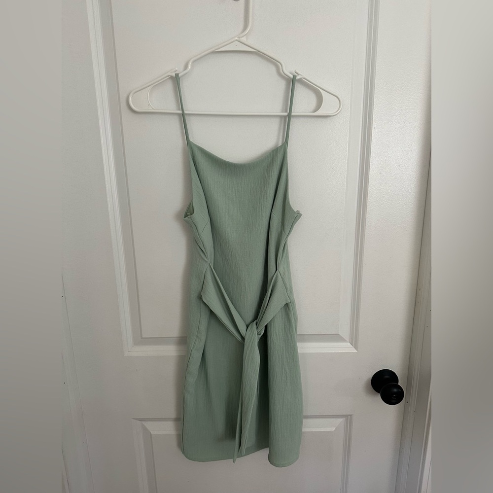 Pink Lily Dress Size M